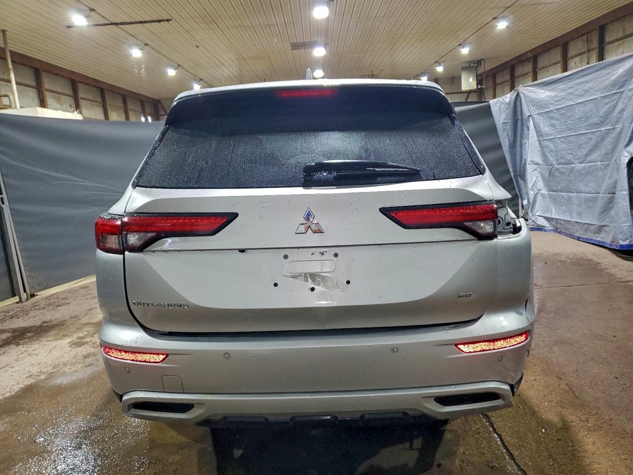 2024 MITSUBISHI OUTLANDER SE photo 11