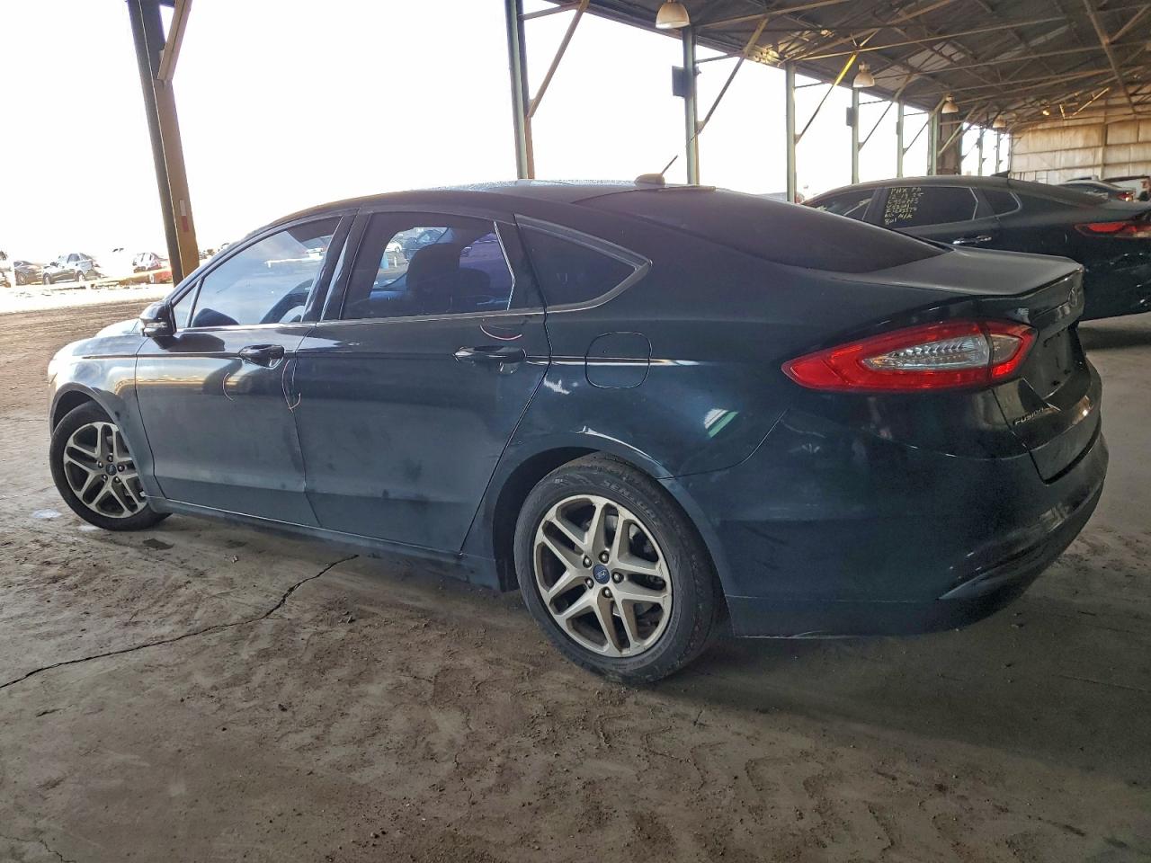 2016 FORD FUSION SE photo 4