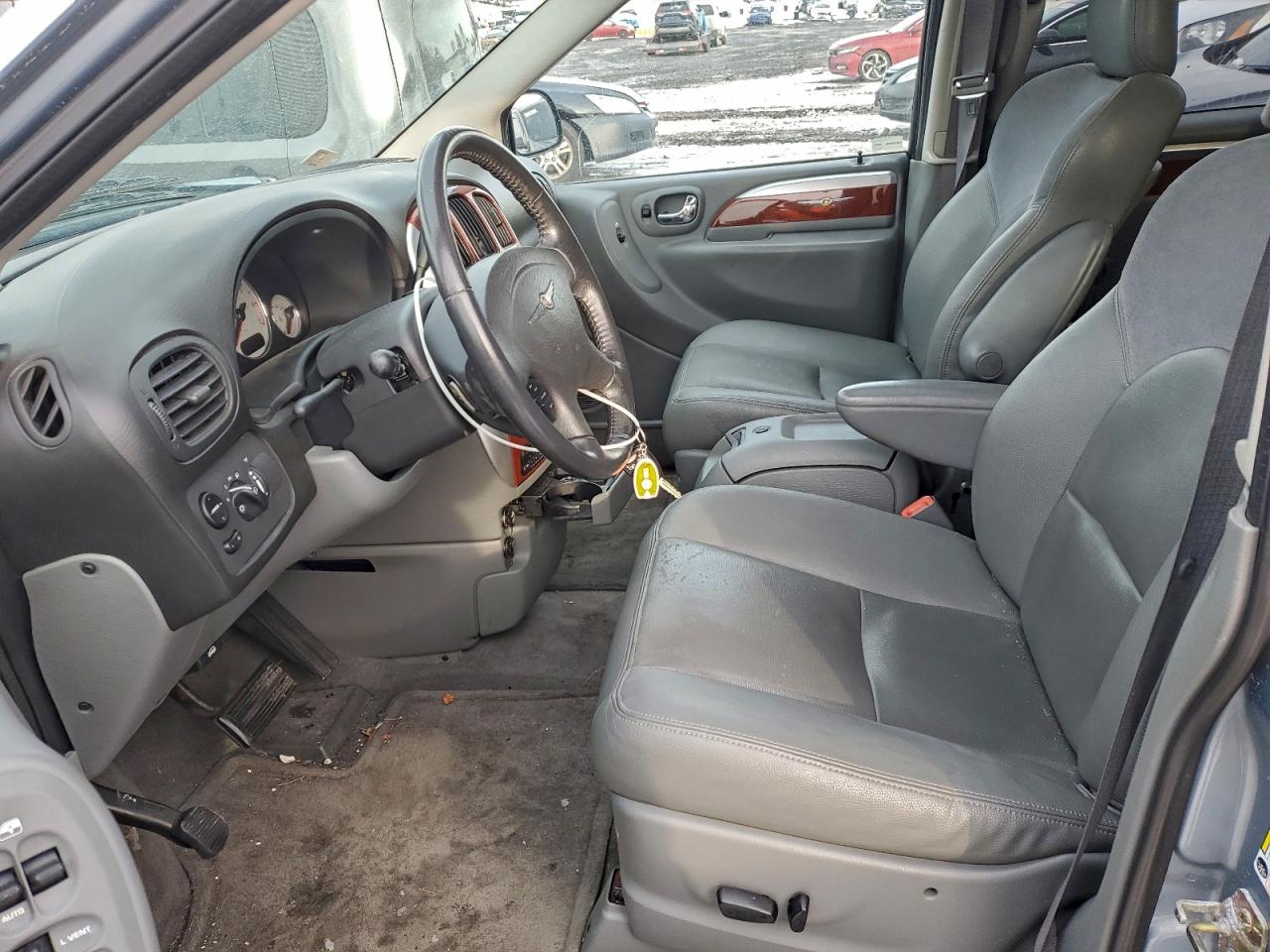 2006 CHRYSLER TOWN & COUNTRY LIMITED photo 19
