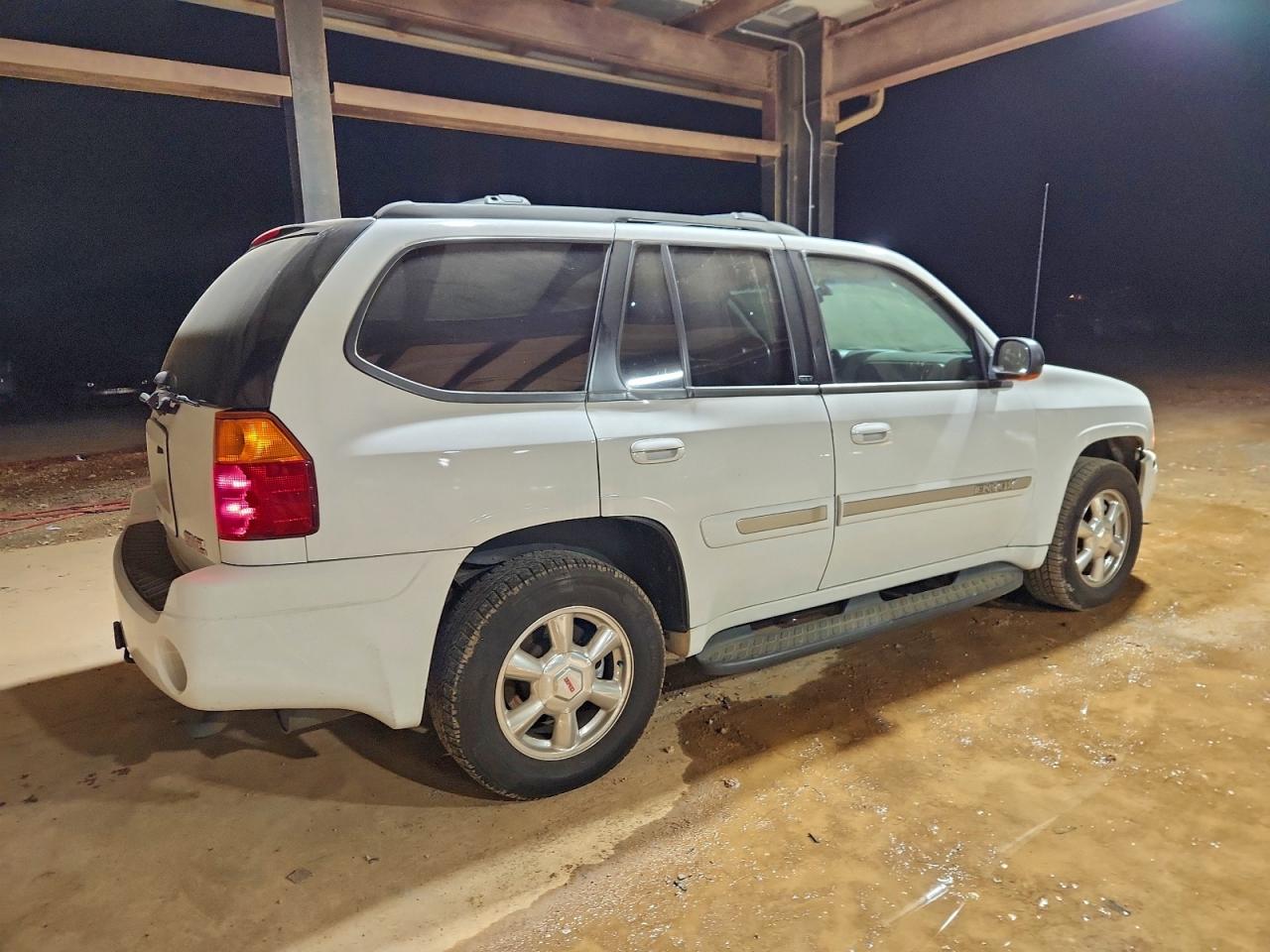 2003 GMC ENVOY photo 5