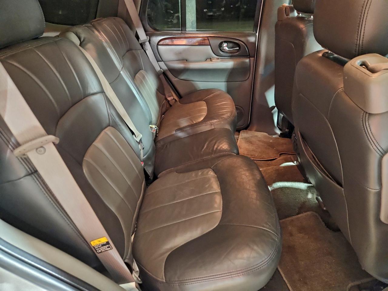 2003 GMC ENVOY photo 21