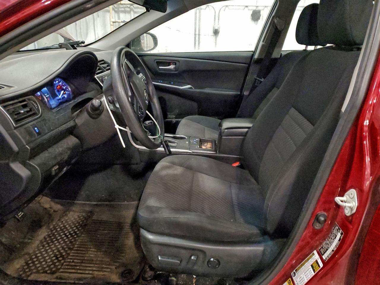 2017 TOYOTA CAMRY HYBRID photo 19