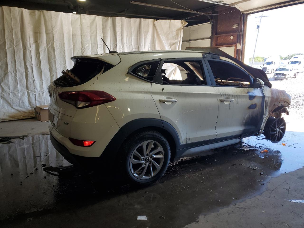 2017 HYUNDAI TUCSON LIMITED photo 5