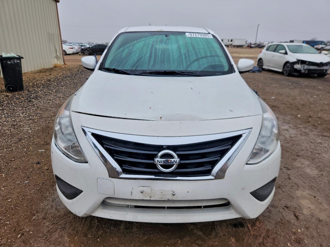 2018 NISSAN VERSA S photo 5