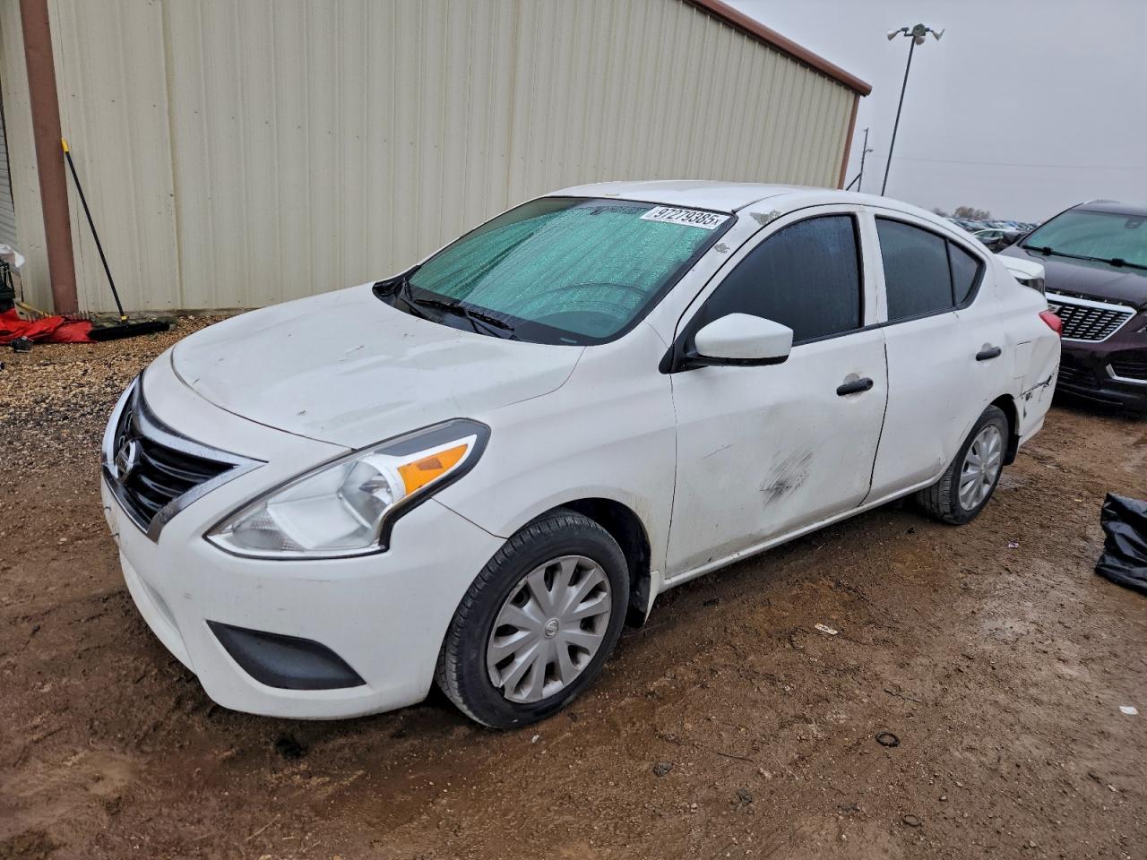 2018 NISSAN VERSA