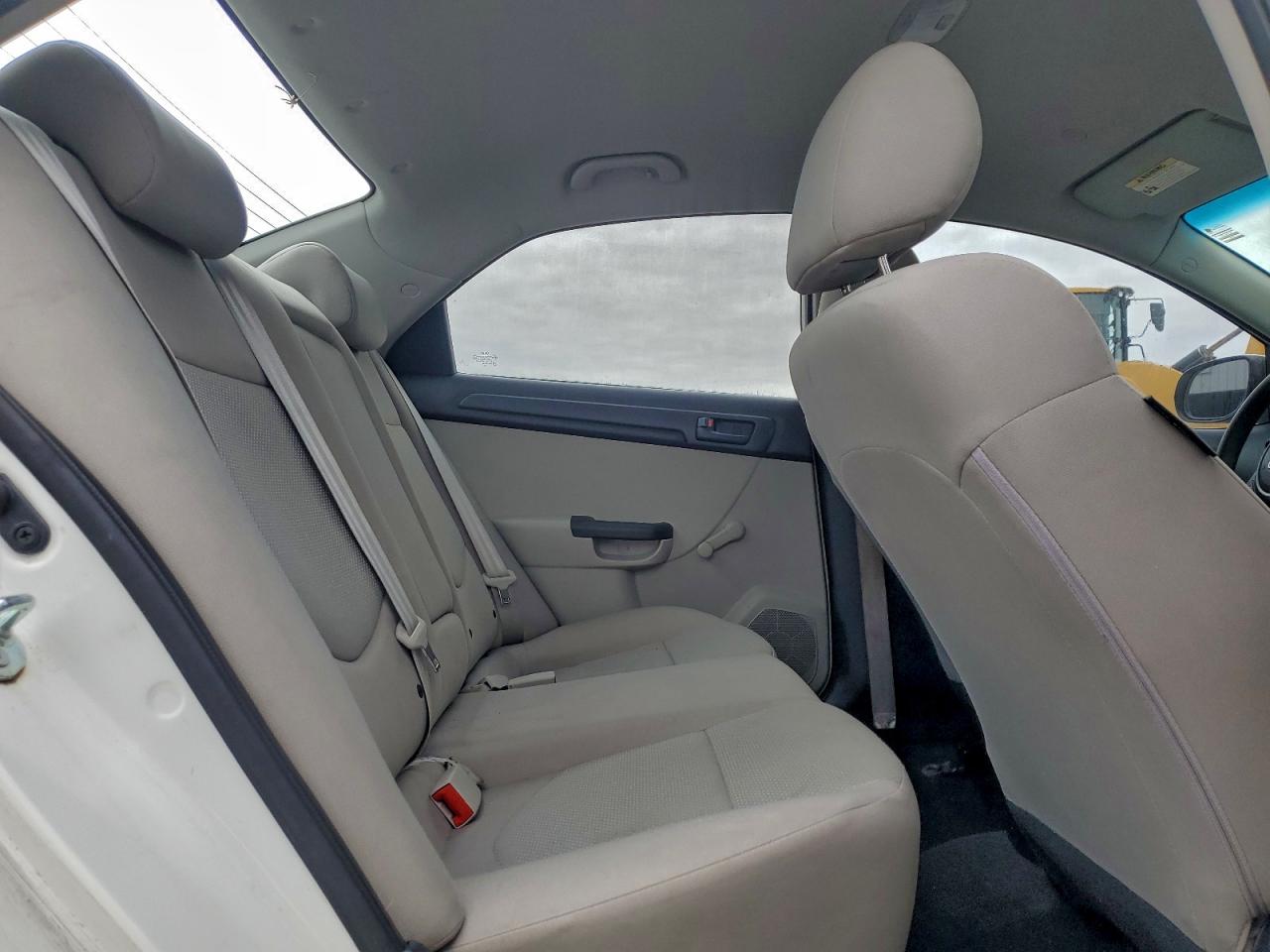 2010 KIA FORTE LX photo 10