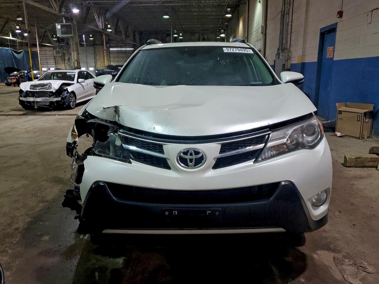 2015 TOYOTA RAV4 LIMITED photo 5