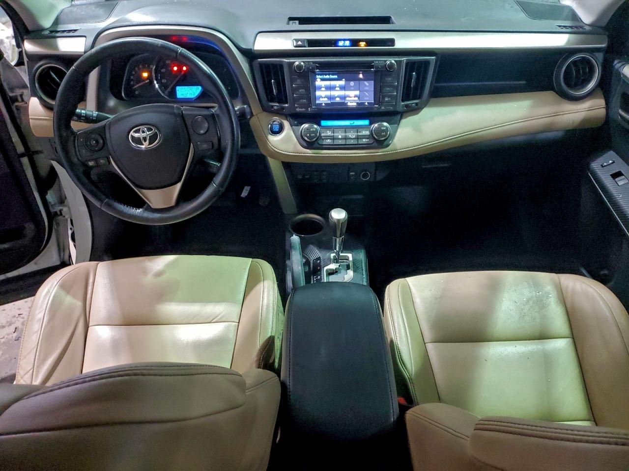 2015 TOYOTA RAV4 LIMITED photo 8