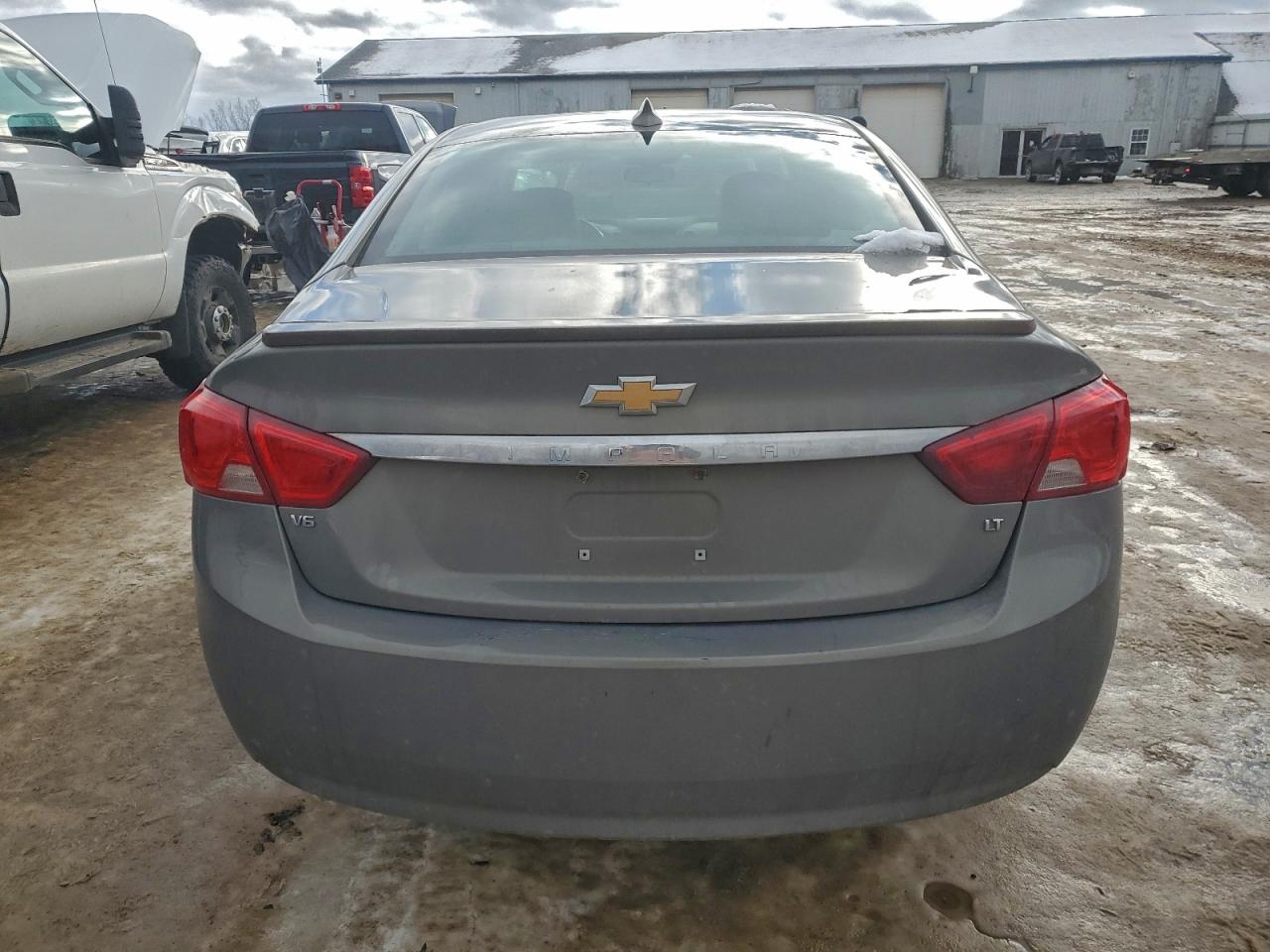 2018 CHEVROLET IMPALA LT photo 16