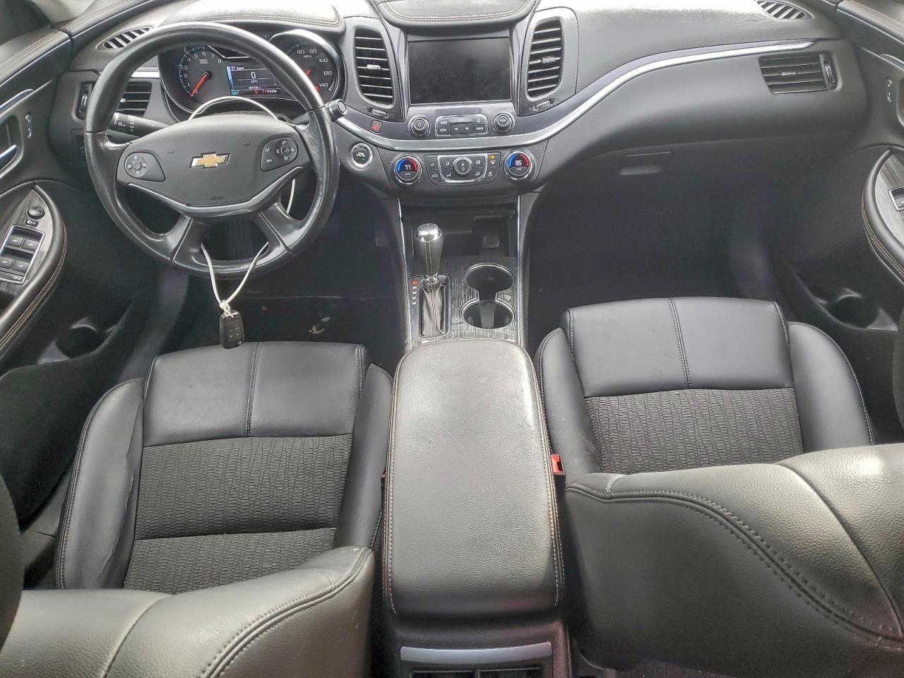 2018 CHEVROLET IMPALA LT photo 22