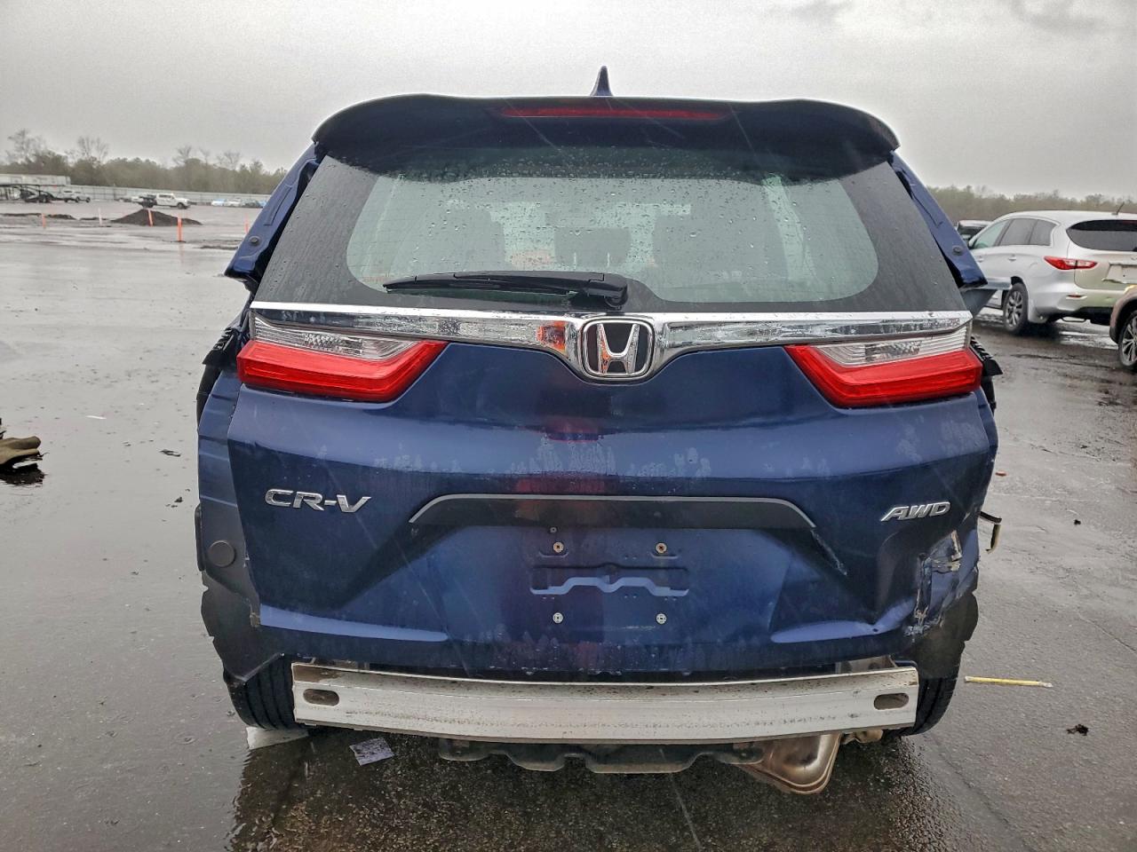 2018 HONDA CR-V LX photo 16