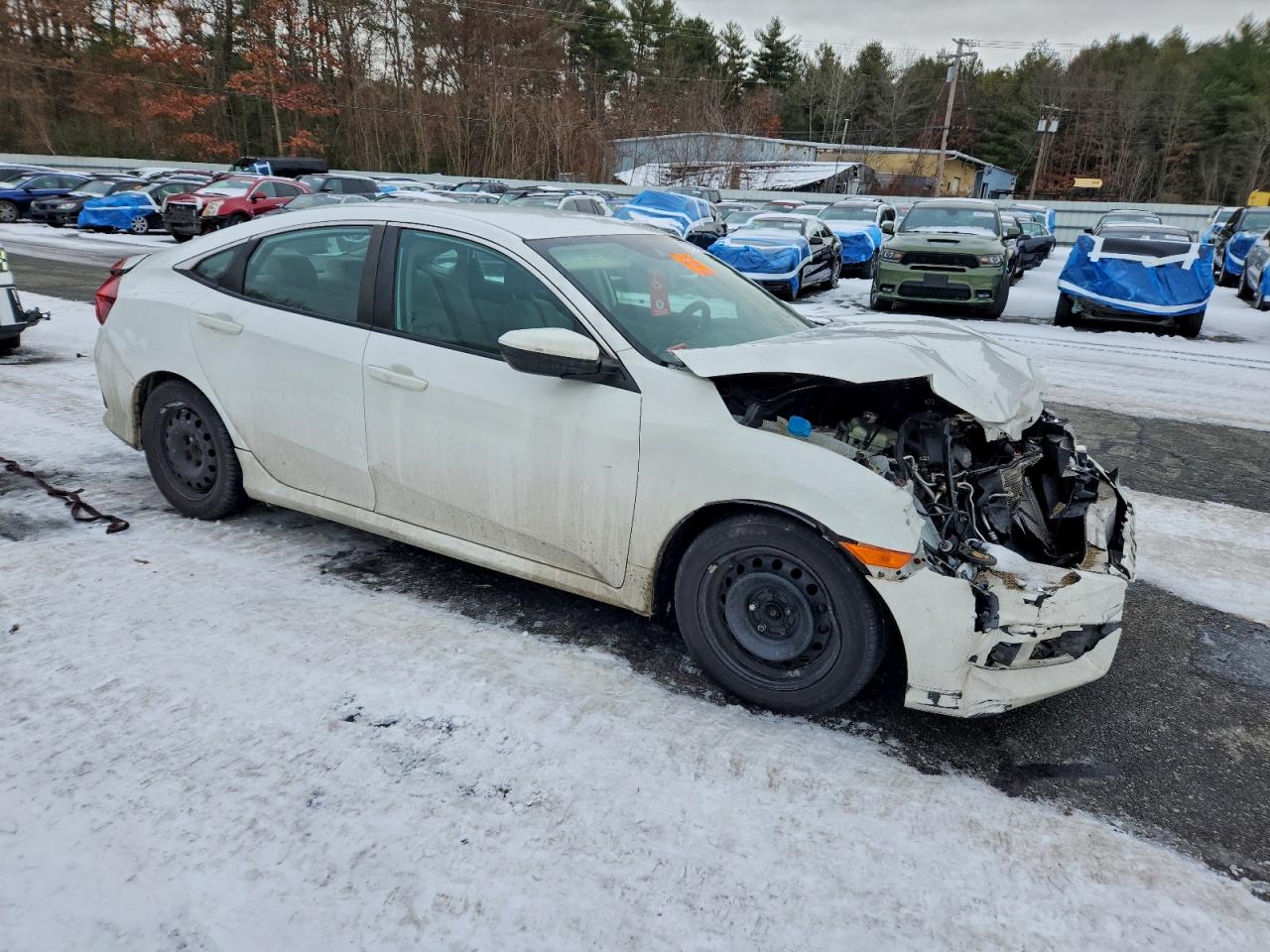 2017 HONDA CIVIC LX photo 4