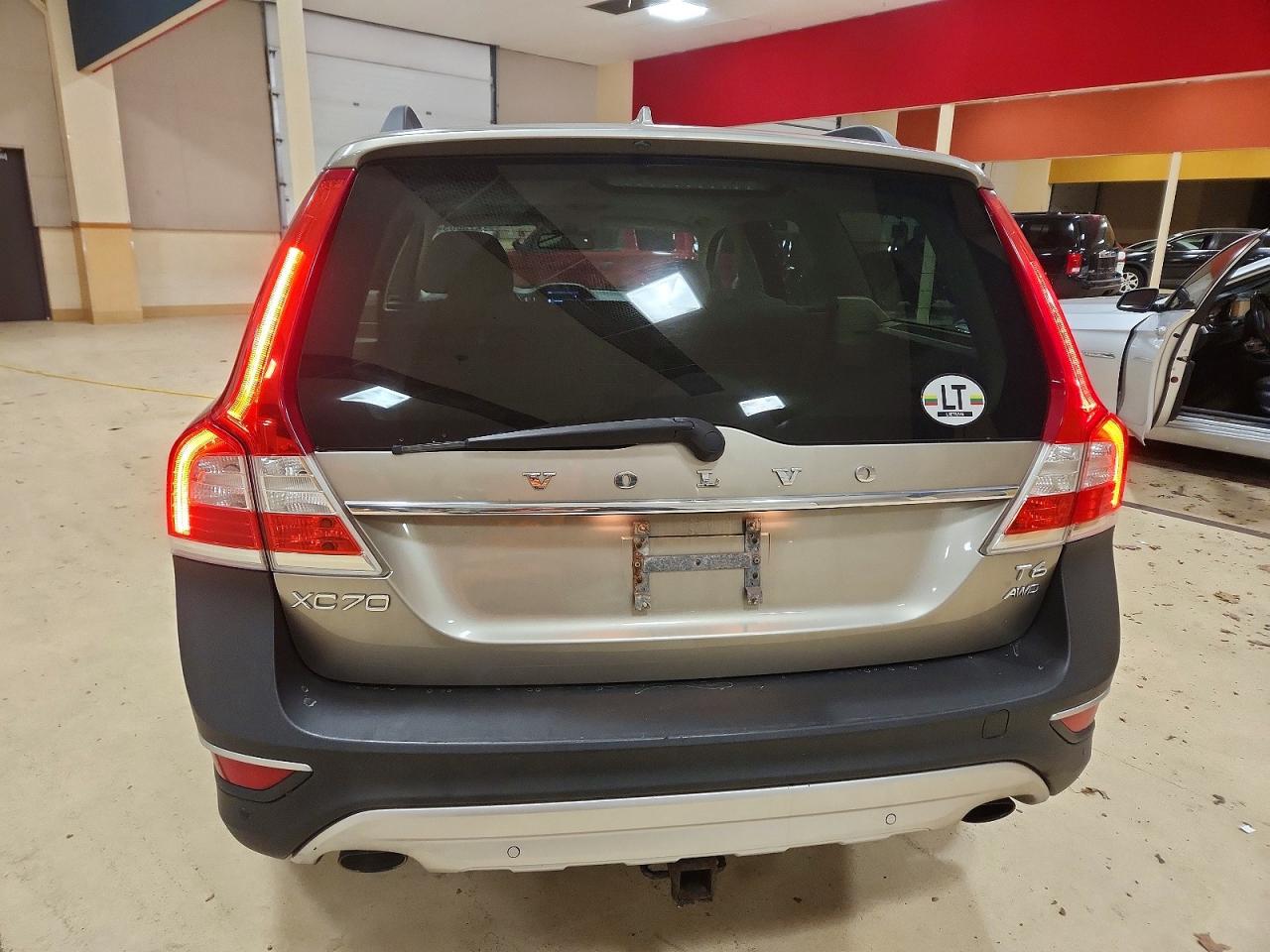 2014 VOLVO XC70 T6 photo 11