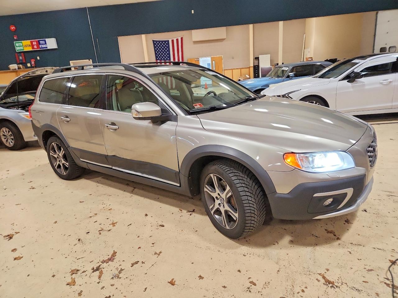 2014 VOLVO XC70 T6 photo 7