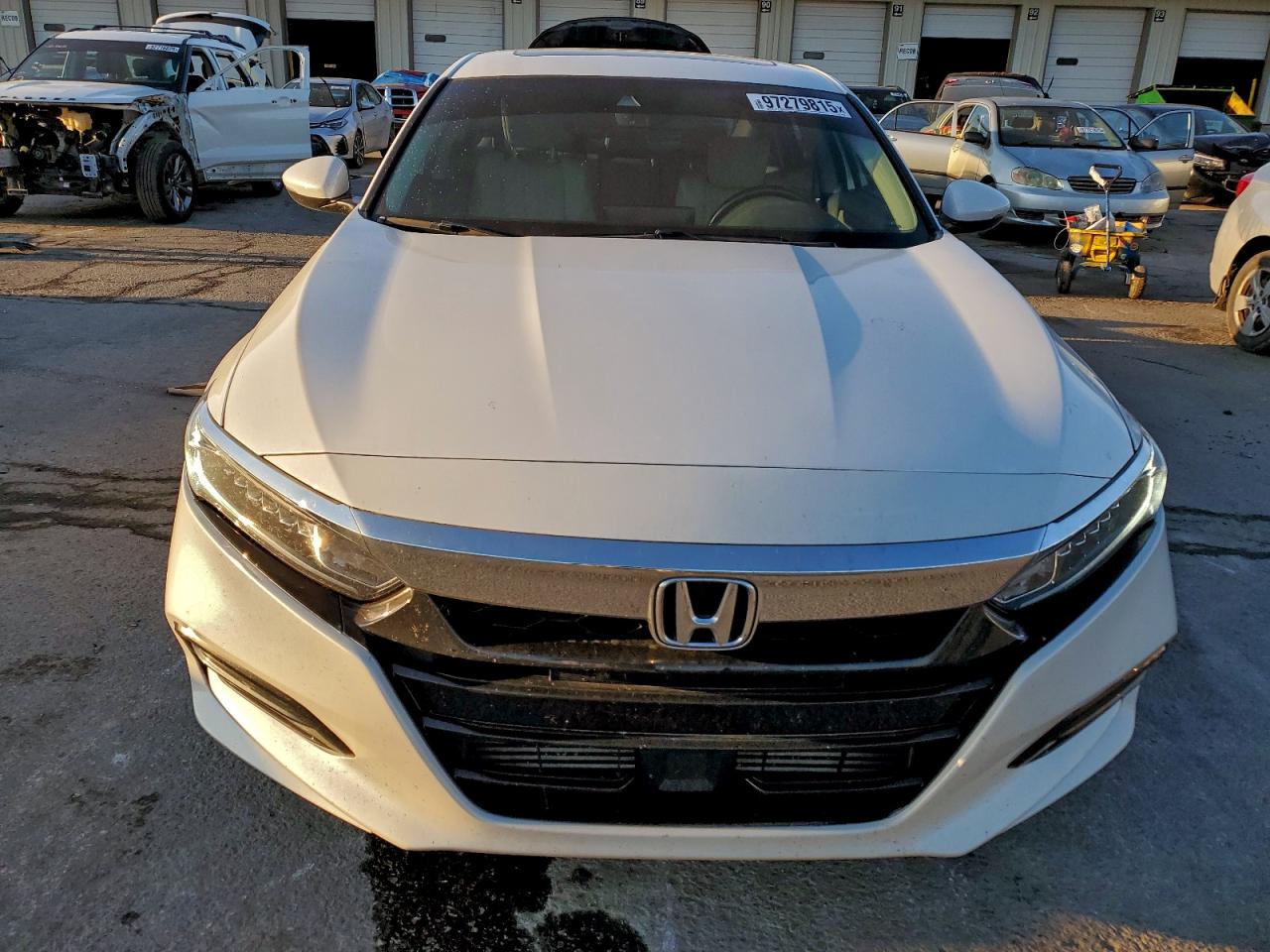 2018 HONDA ACCORD EXL photo 5