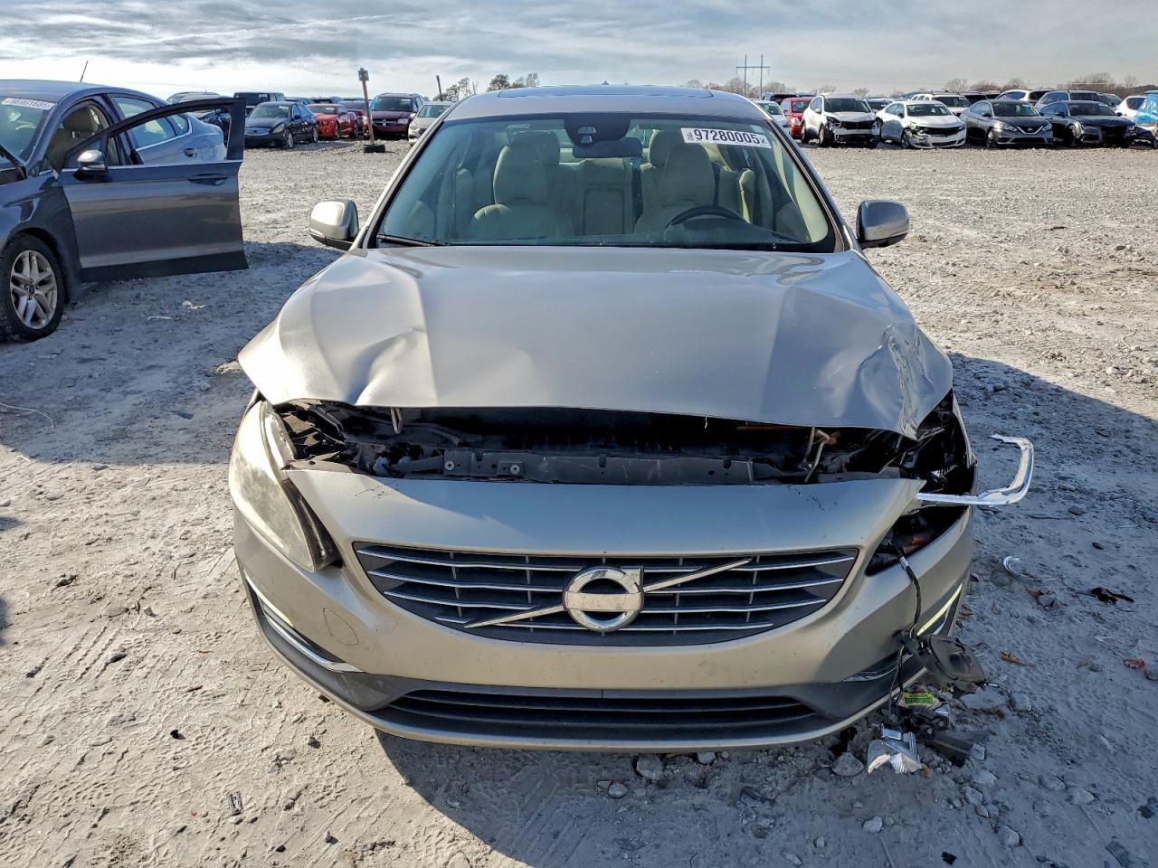 2015 VOLVO S60 PREMIER photo 9