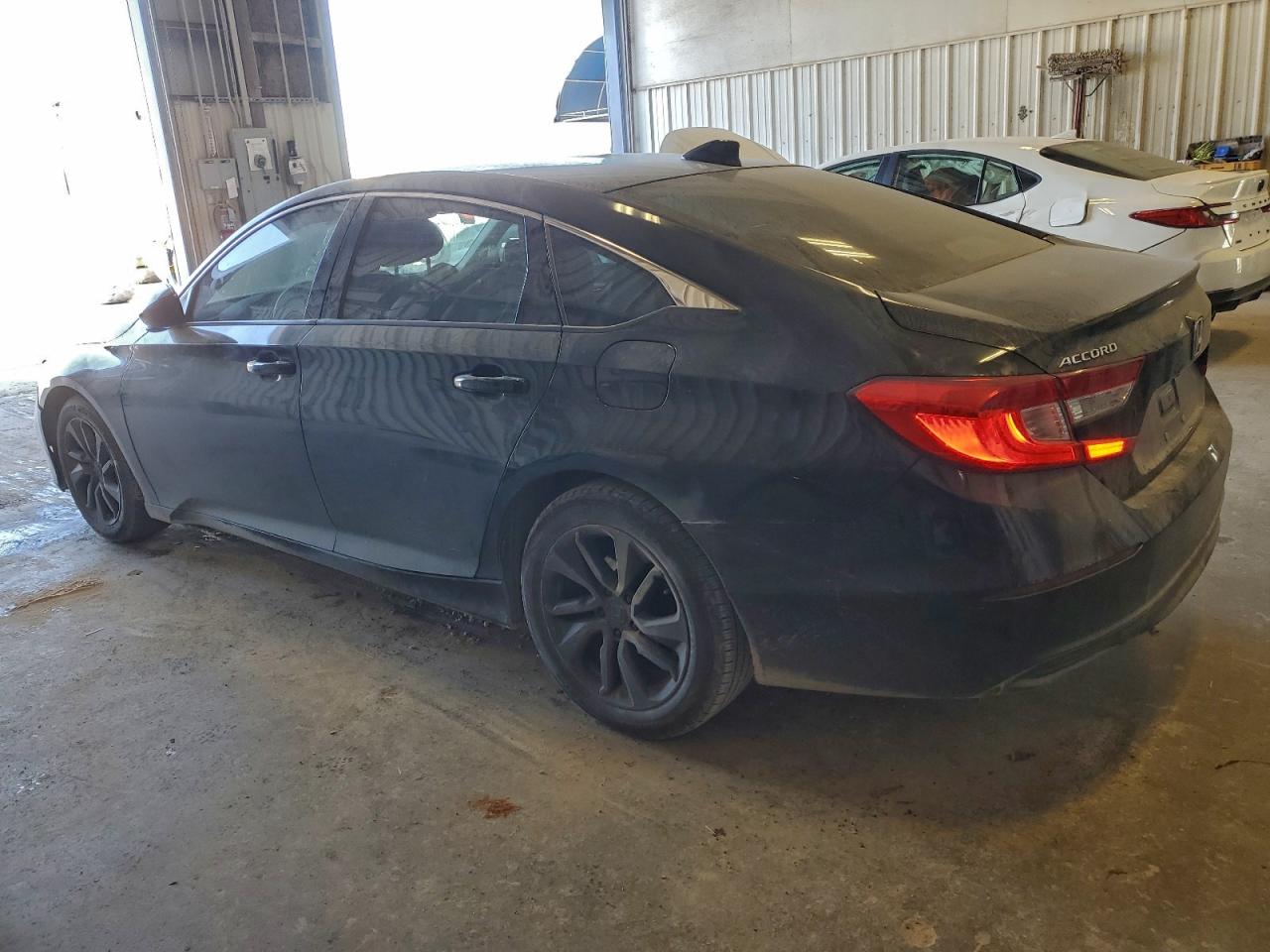 2020 HONDA ACCORD LX photo 2