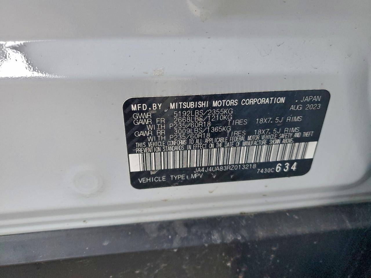 2024 MITSUBISHI OUTLANDER ES photo 13