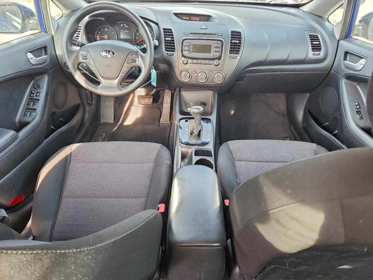 2017 KIA FORTE LX photo 15