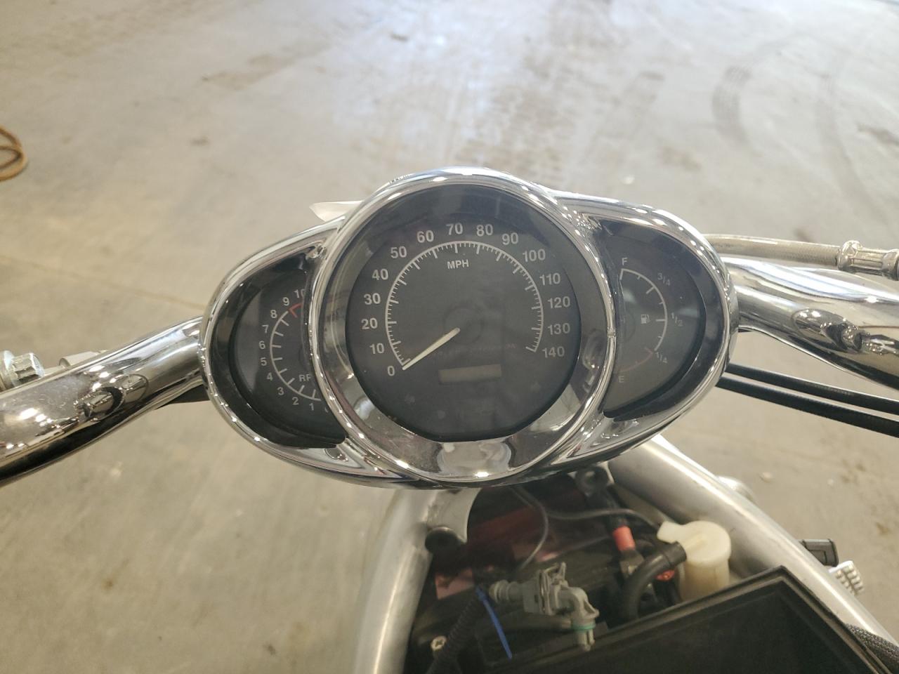 2003 HARLEY-DAVIDSON VRSCA photo 7