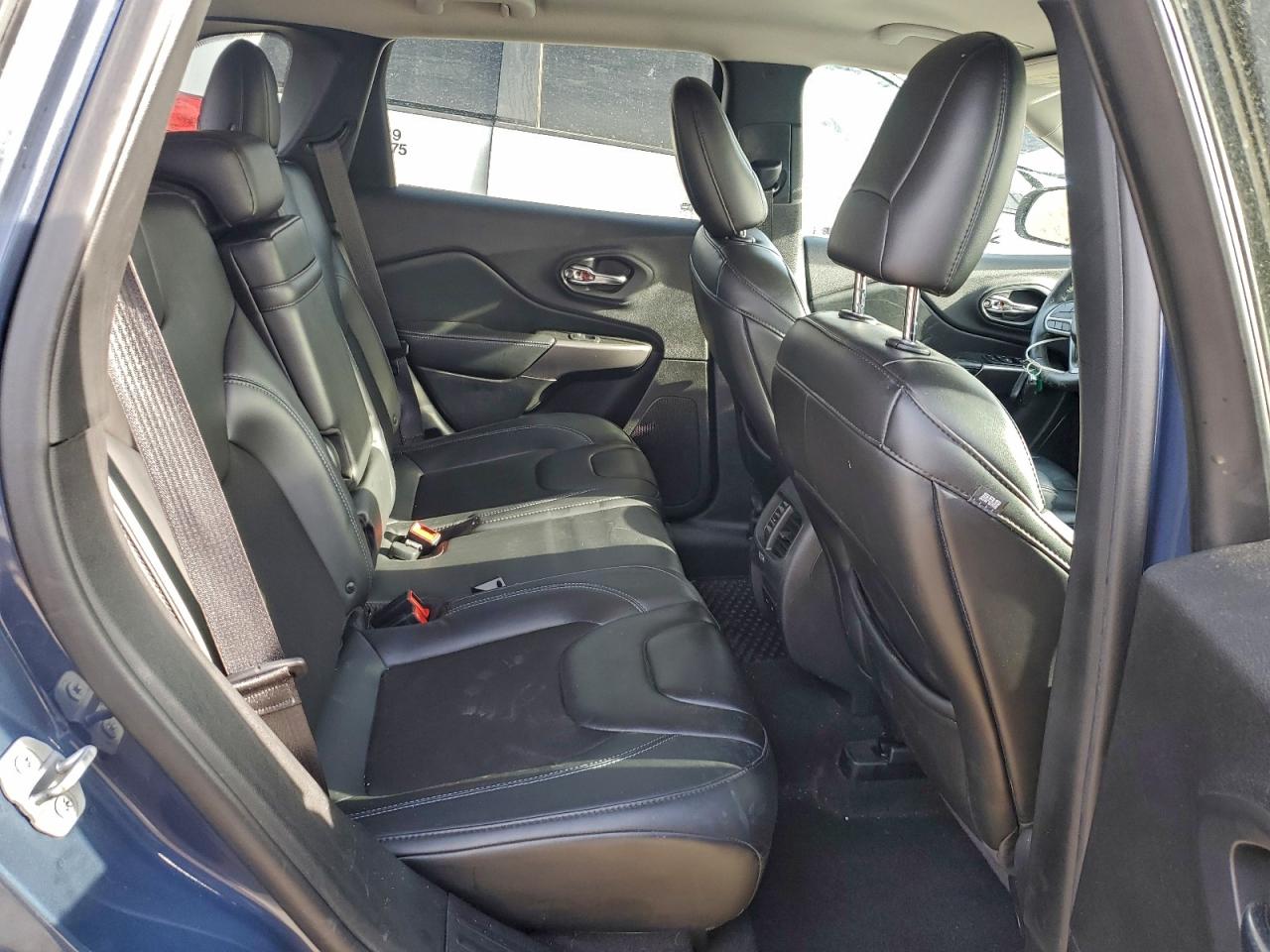 2019 JEEP CHEROKEE LATITUDE PLUS photo 21