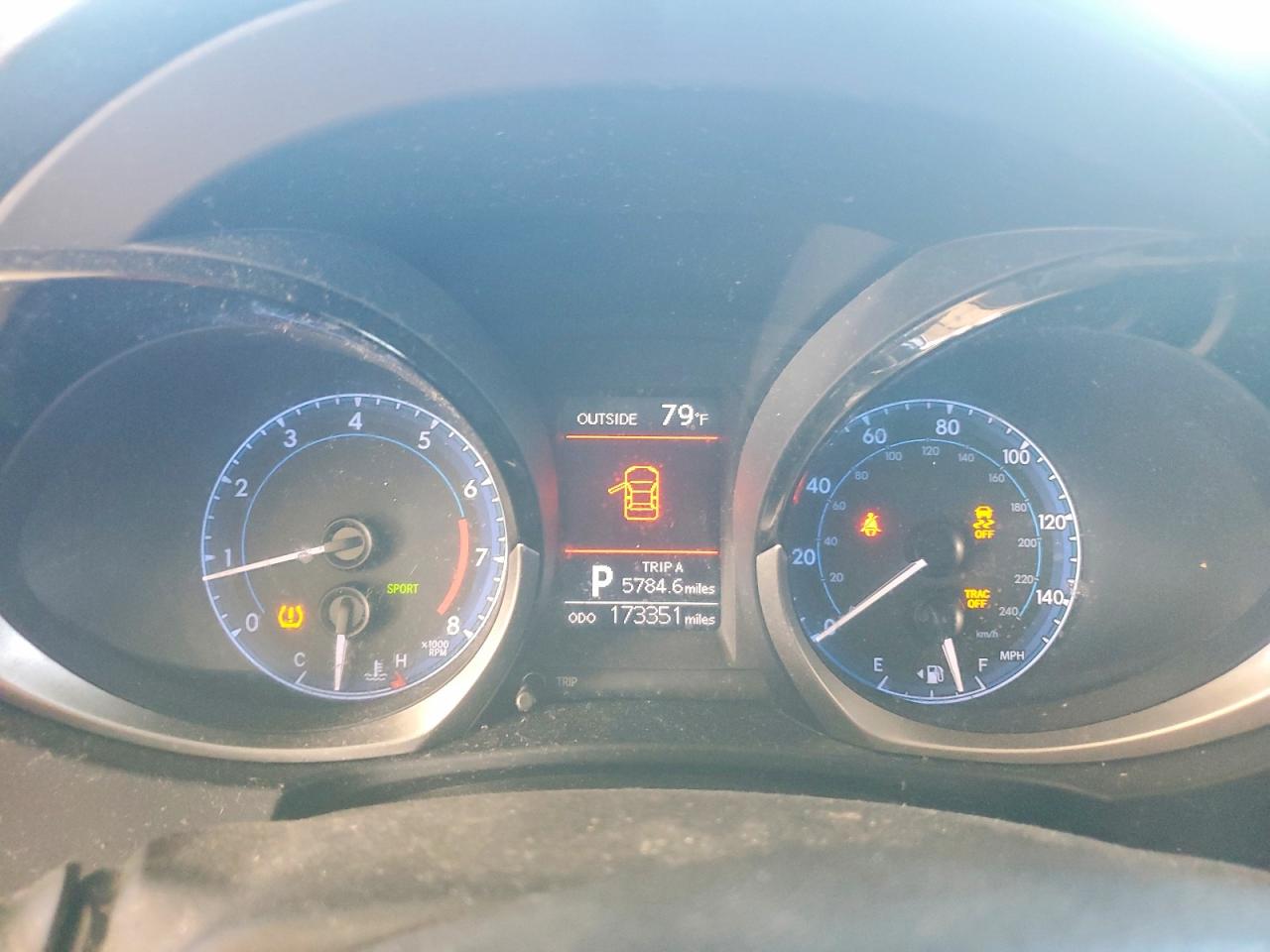 2016 TOYOTA COROLLA L photo 9