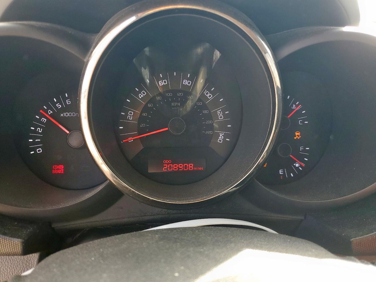 2011 KIA SOUL + photo 9