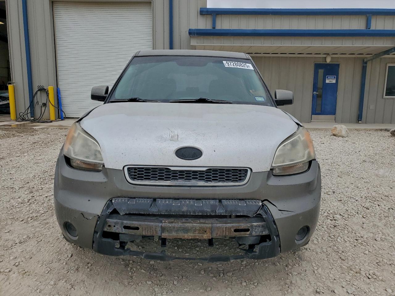 2011 KIA SOUL + photo 5