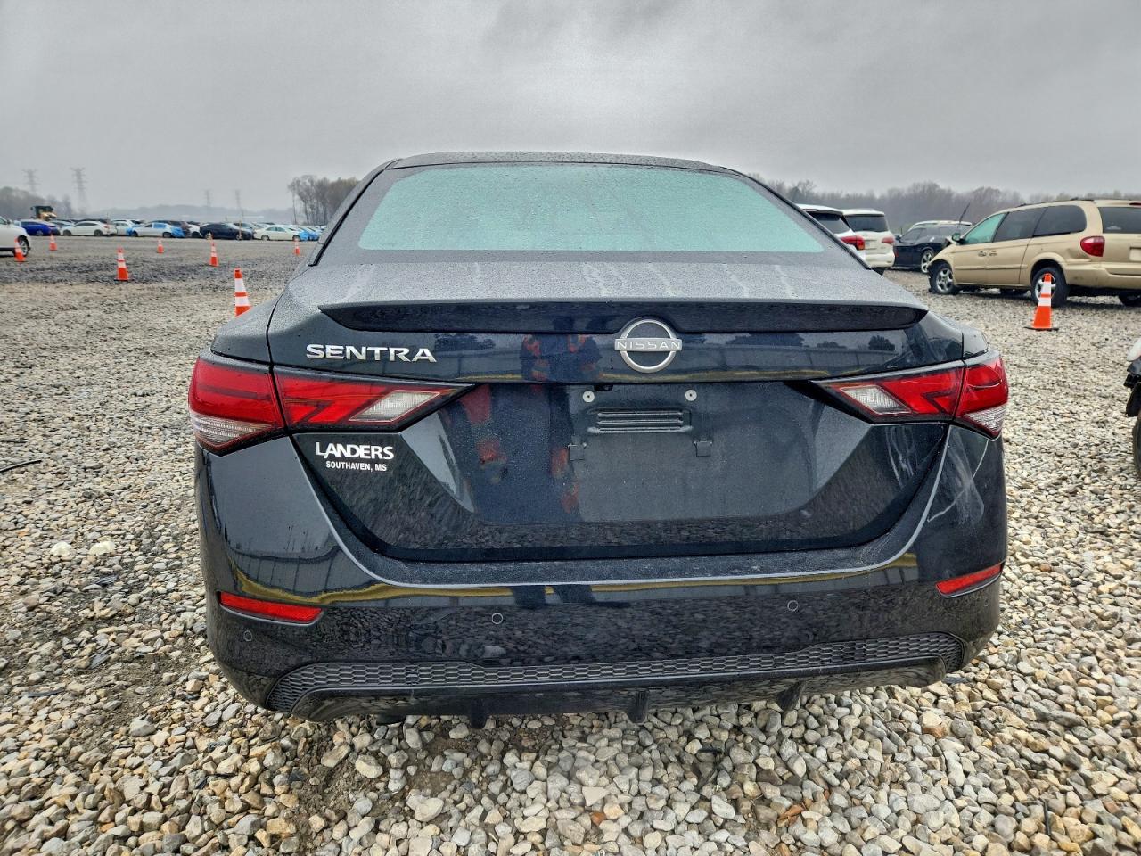2025 NISSAN SENTRA S photo 11