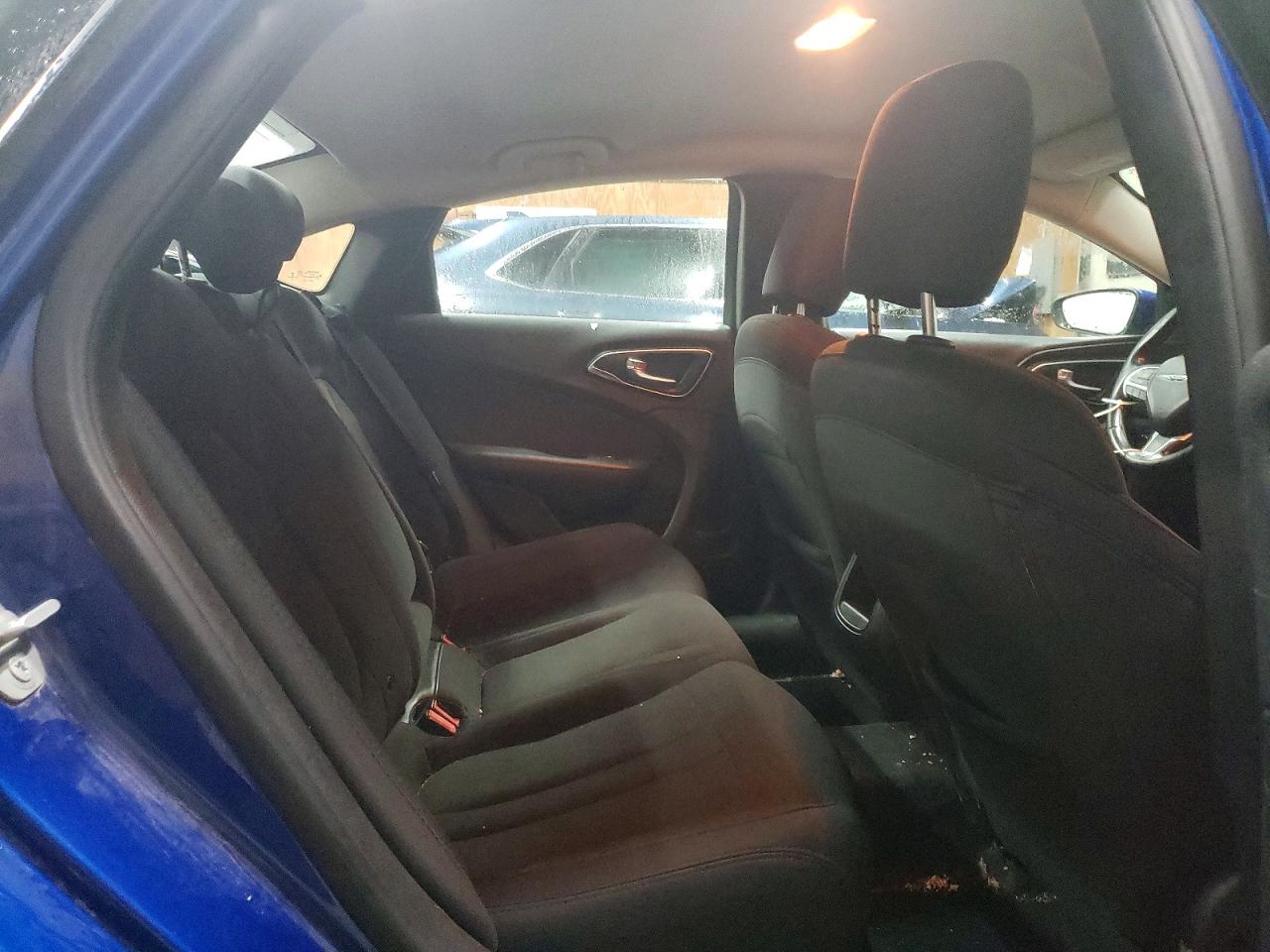 2015 CHRYSLER 200 LIMITED photo 19