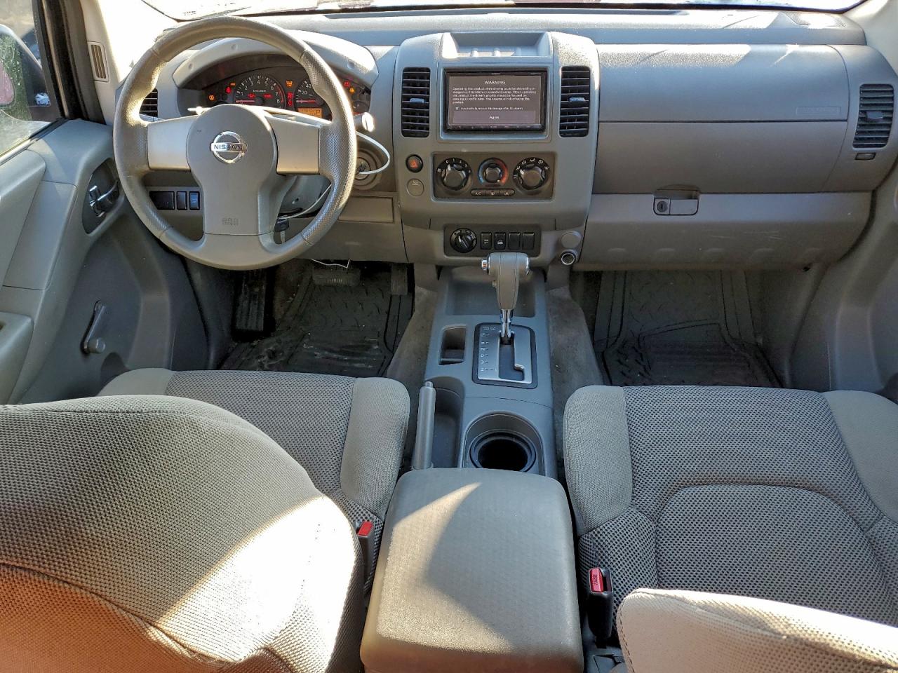 2011 NISSAN FRONTIER S photo 15