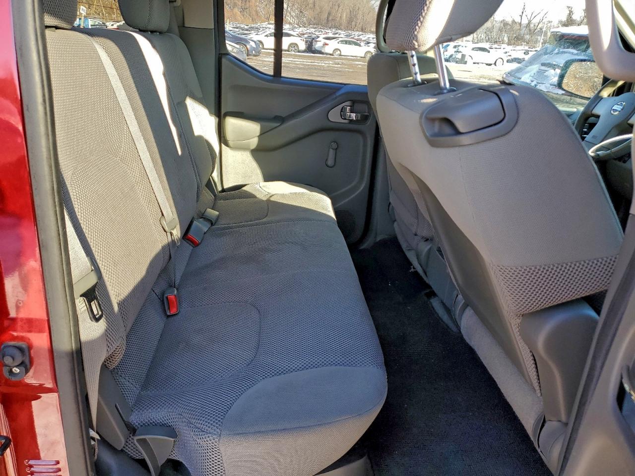 2011 NISSAN FRONTIER S photo 19