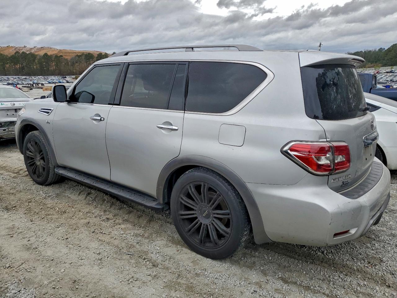 2019 NISSAN ARMADA SV photo 4