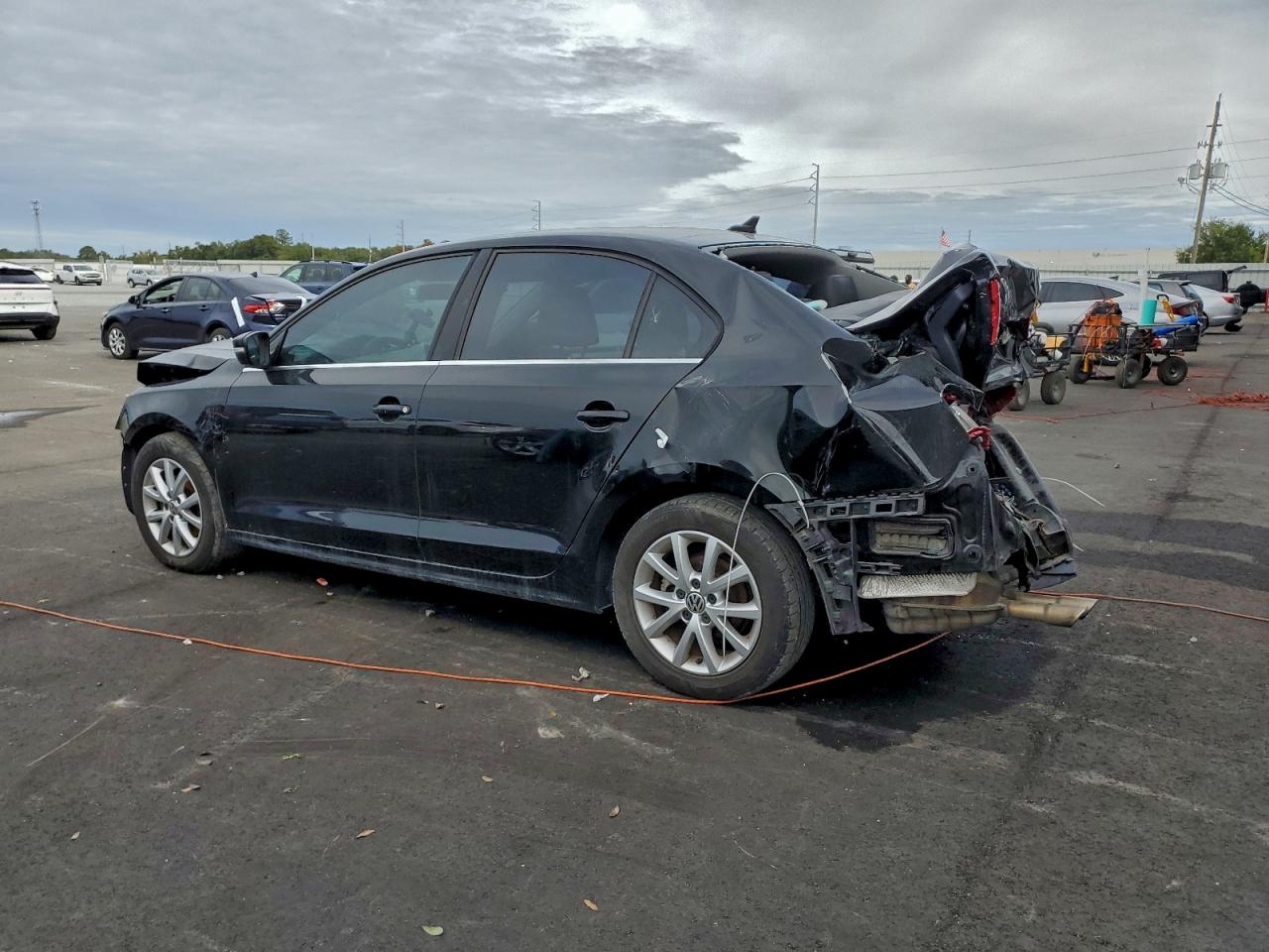 2013 VOLKSWAGEN JETTA SE photo 4