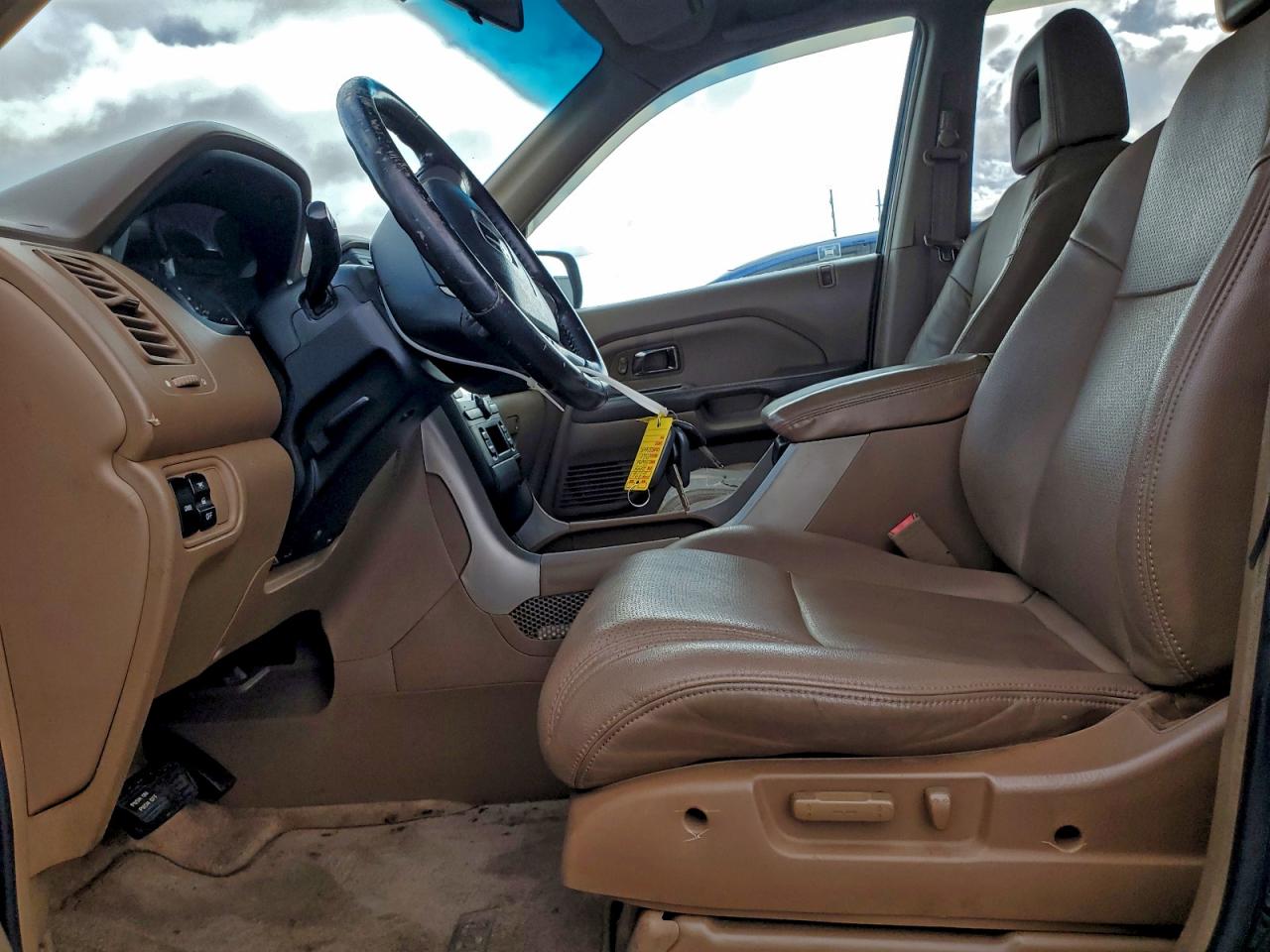 2004 HONDA PILOT EXL photo 13