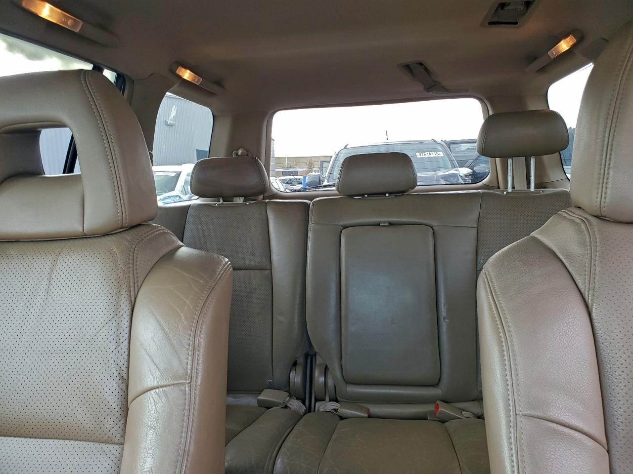 2004 HONDA PILOT EXL photo 19