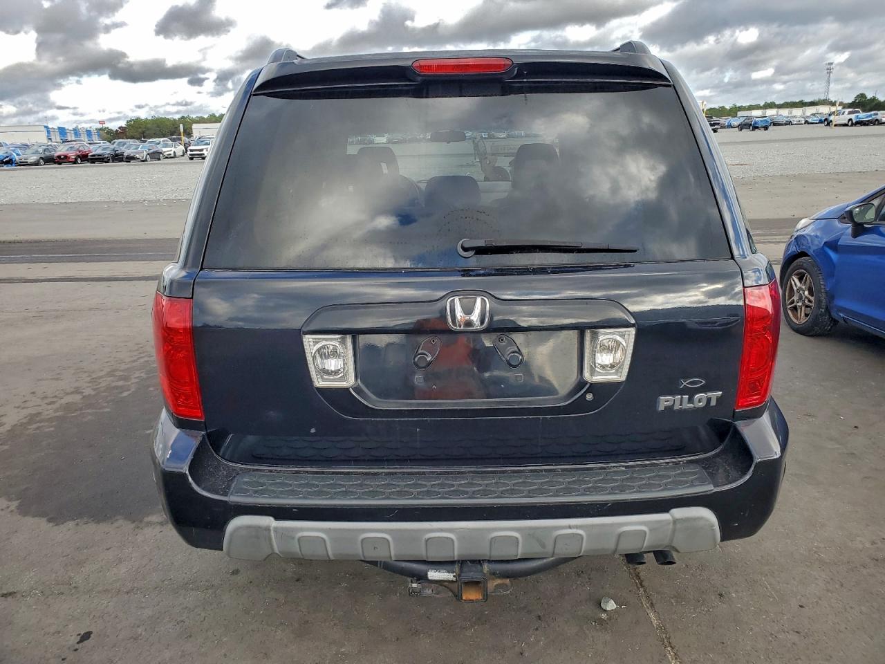 2004 HONDA PILOT EXL photo 11