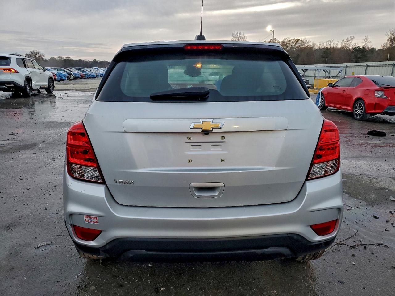 2017 CHEVROLET TRAX LS photo 6
