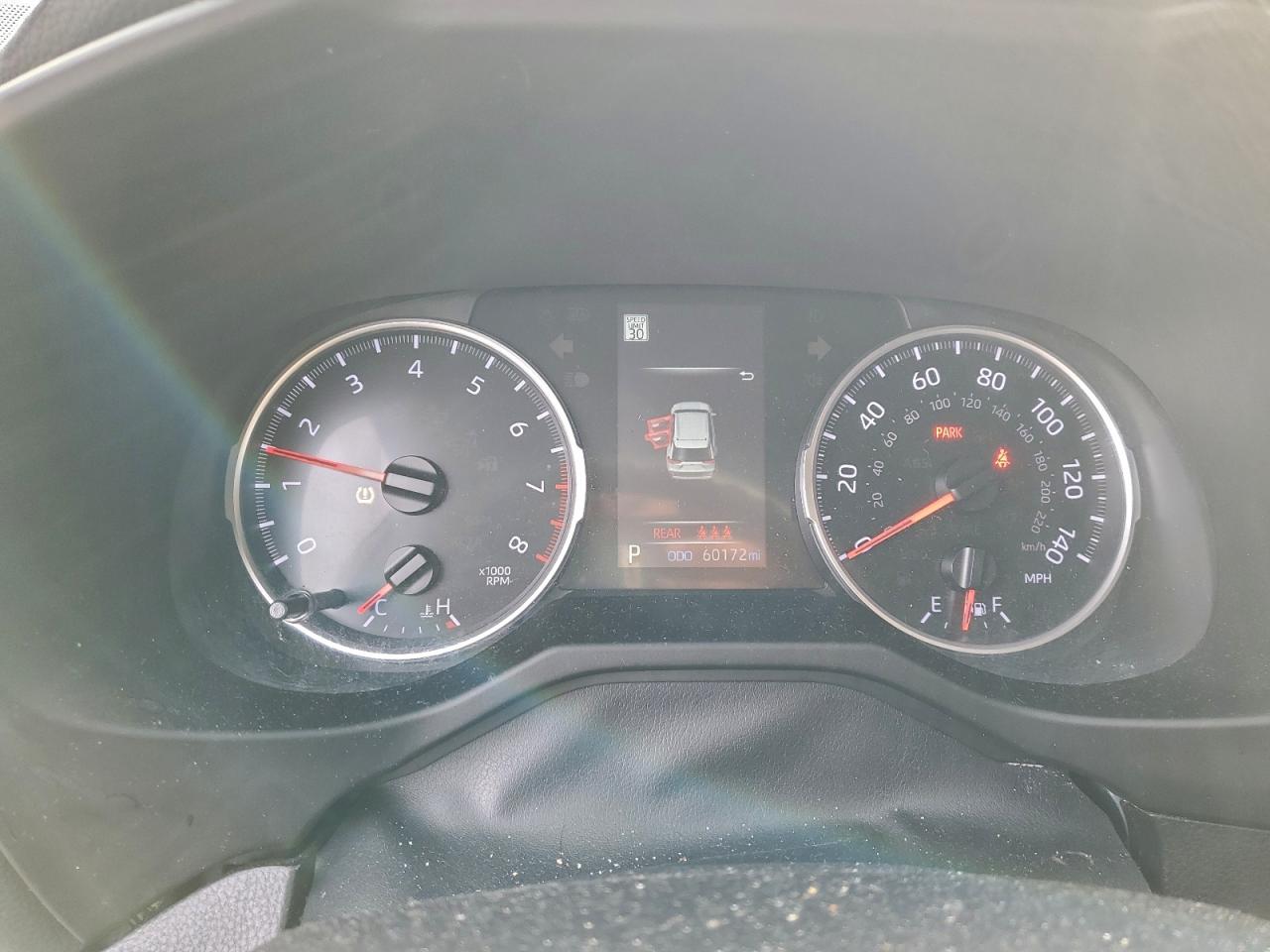 2022 TOYOTA RAV4 LE photo 9