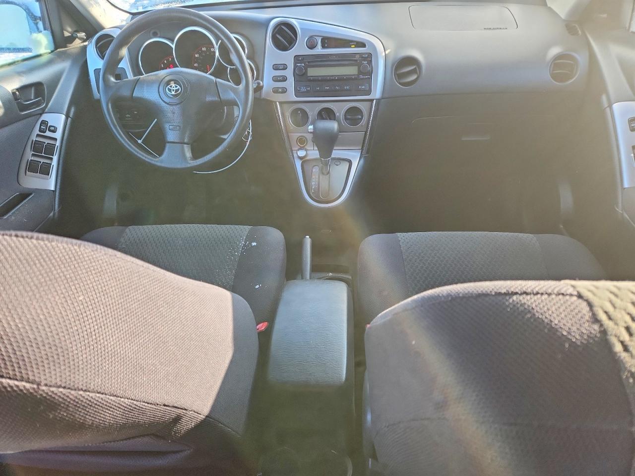 2006 TOYOTA COROLLA MATRIX BASE photo 8