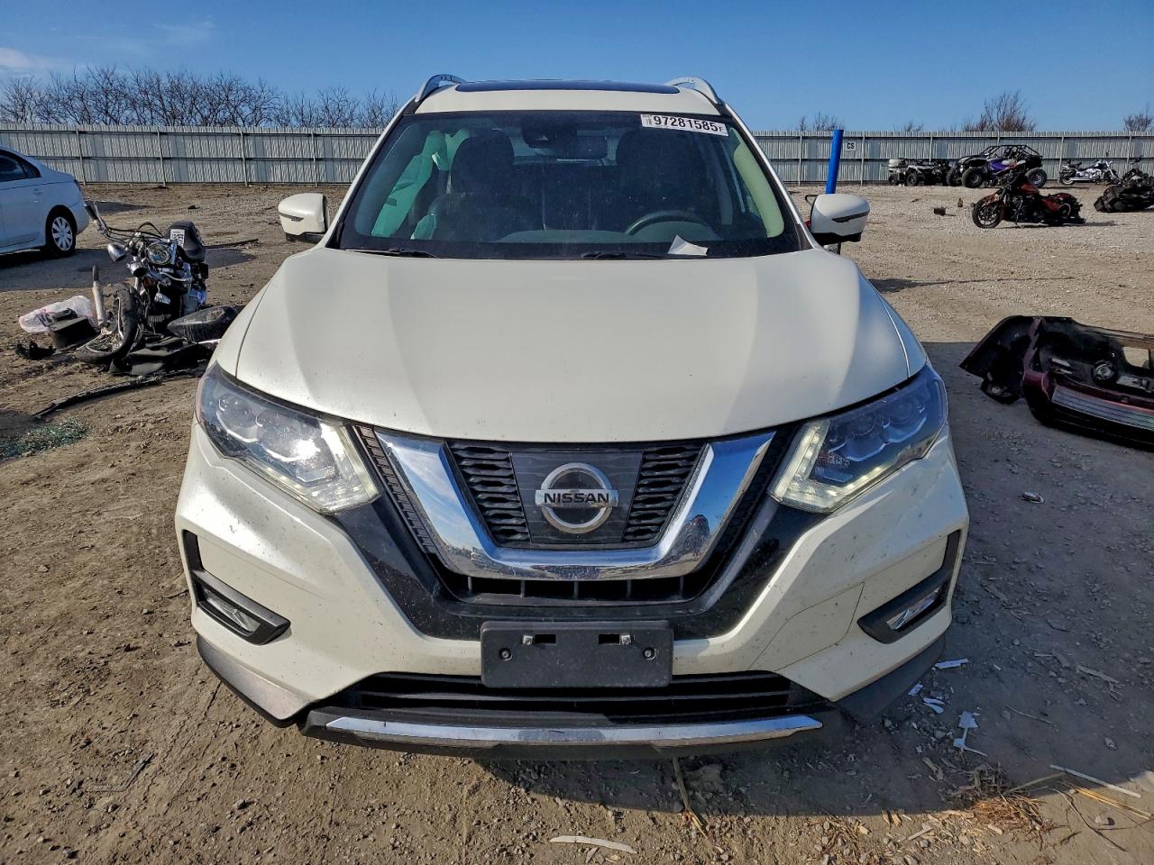 2017 NISSAN ROGUE SV photo 9
