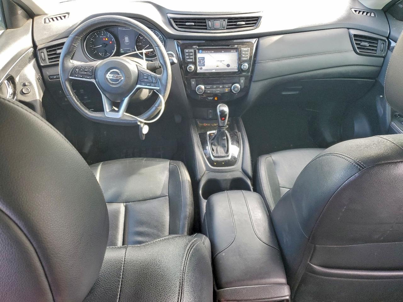 2017 NISSAN ROGUE SV photo 15