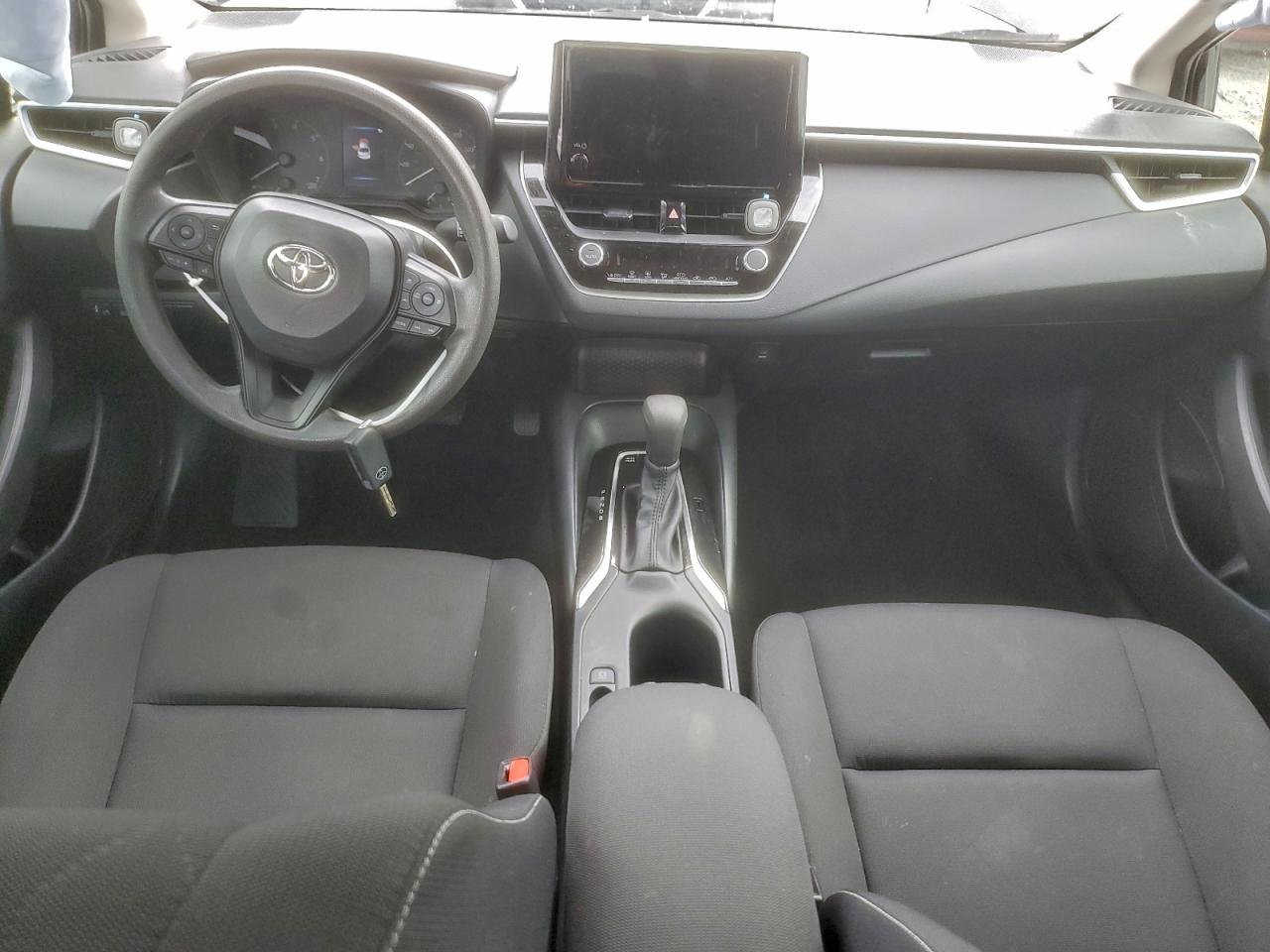 2025 TOYOTA COROLLA LE photo 22