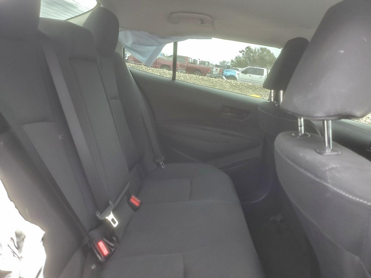 2025 TOYOTA COROLLA LE photo 28