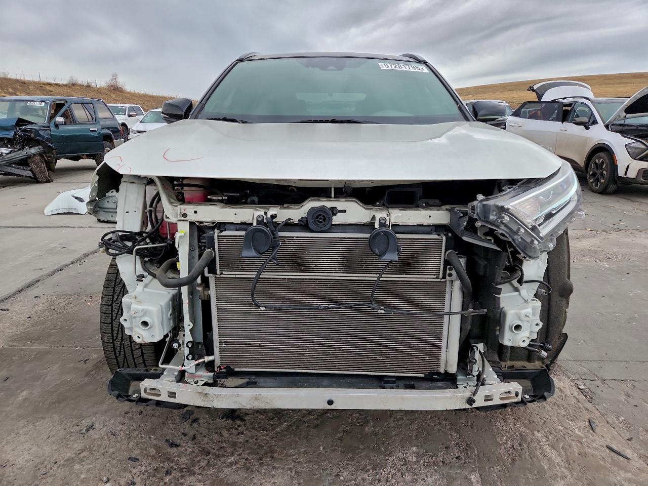 2019 TOYOTA RAV4 XSE photo 5