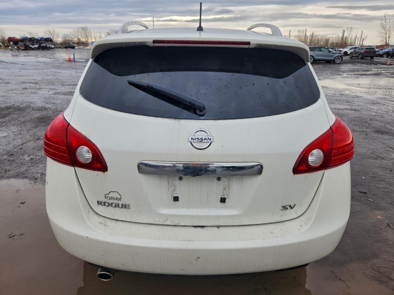 2013 NISSAN ROGUE S photo 6