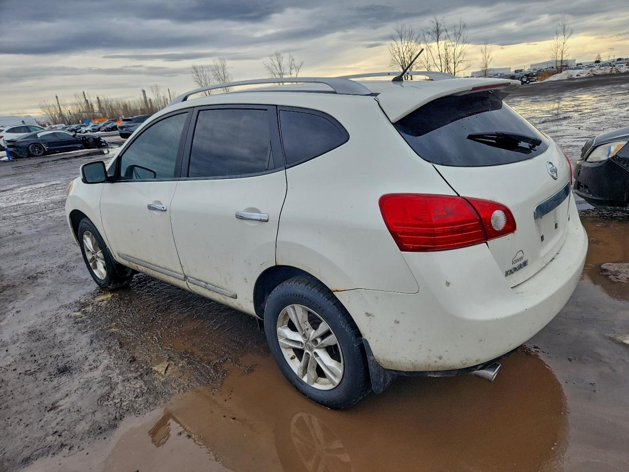 2013 NISSAN ROGUE S photo 2