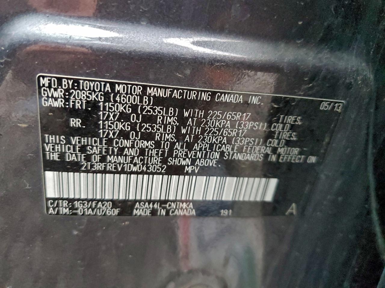 2013 TOYOTA RAV4 XLE photo 37