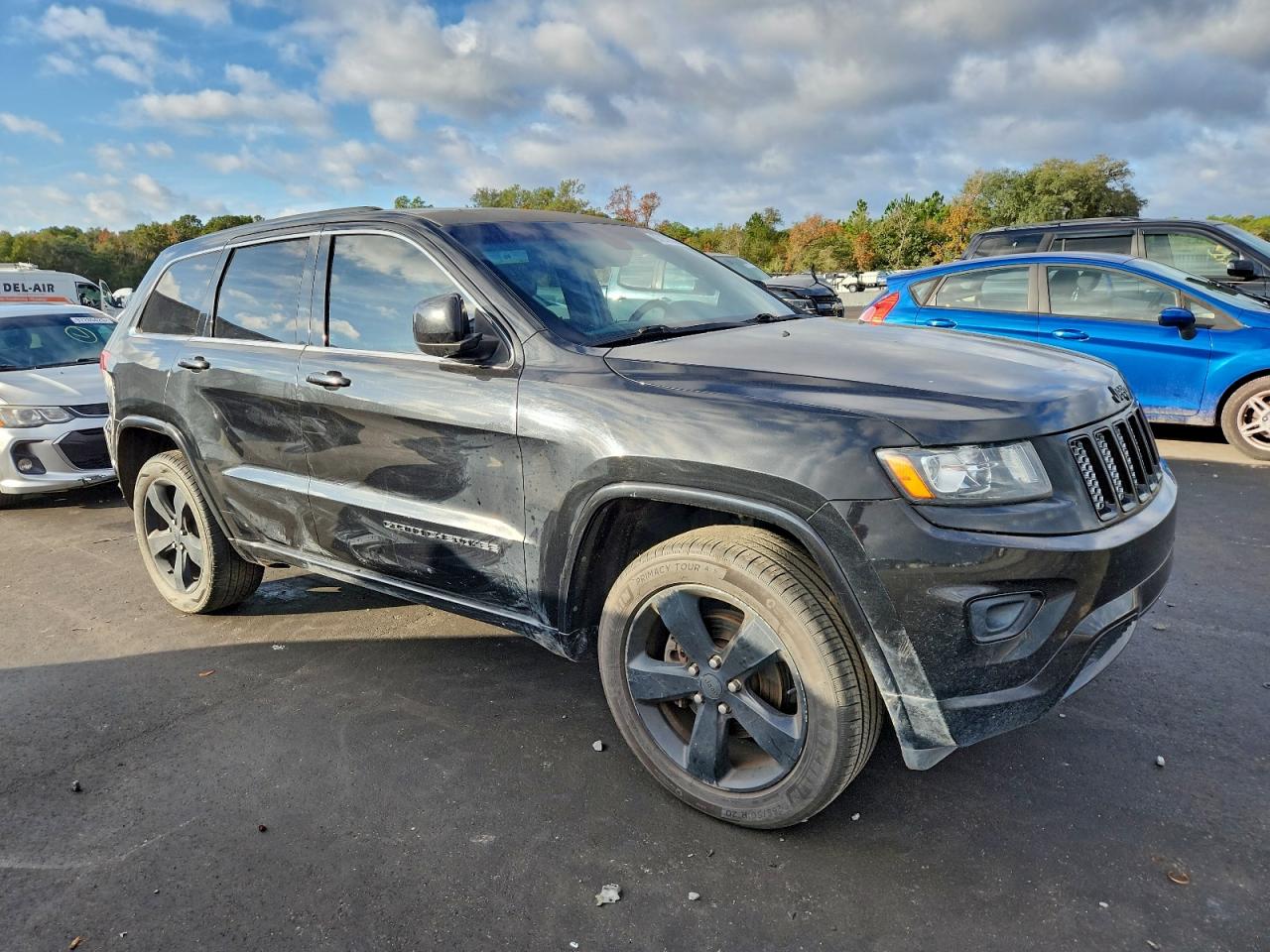 2015 JEEP GRAND CHEROKEE LAREDO photo 4