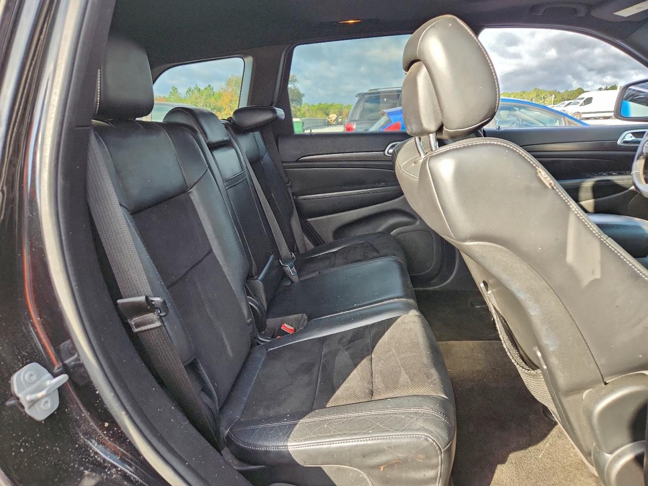 2015 JEEP GRAND CHEROKEE LAREDO photo 11